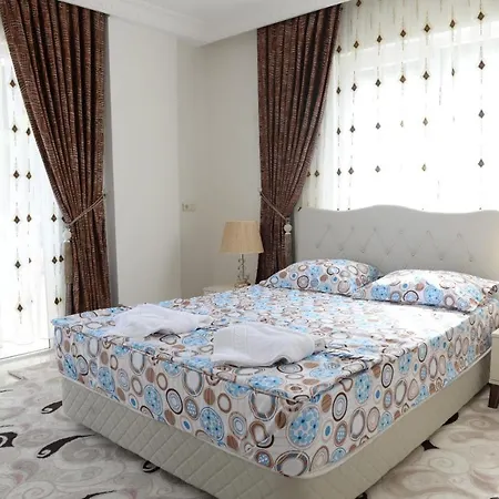 Panaroma Villalari فيلة *